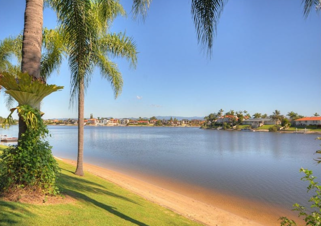 14/17-21 Duet Dr, Mermaid Waters, QLD 4218