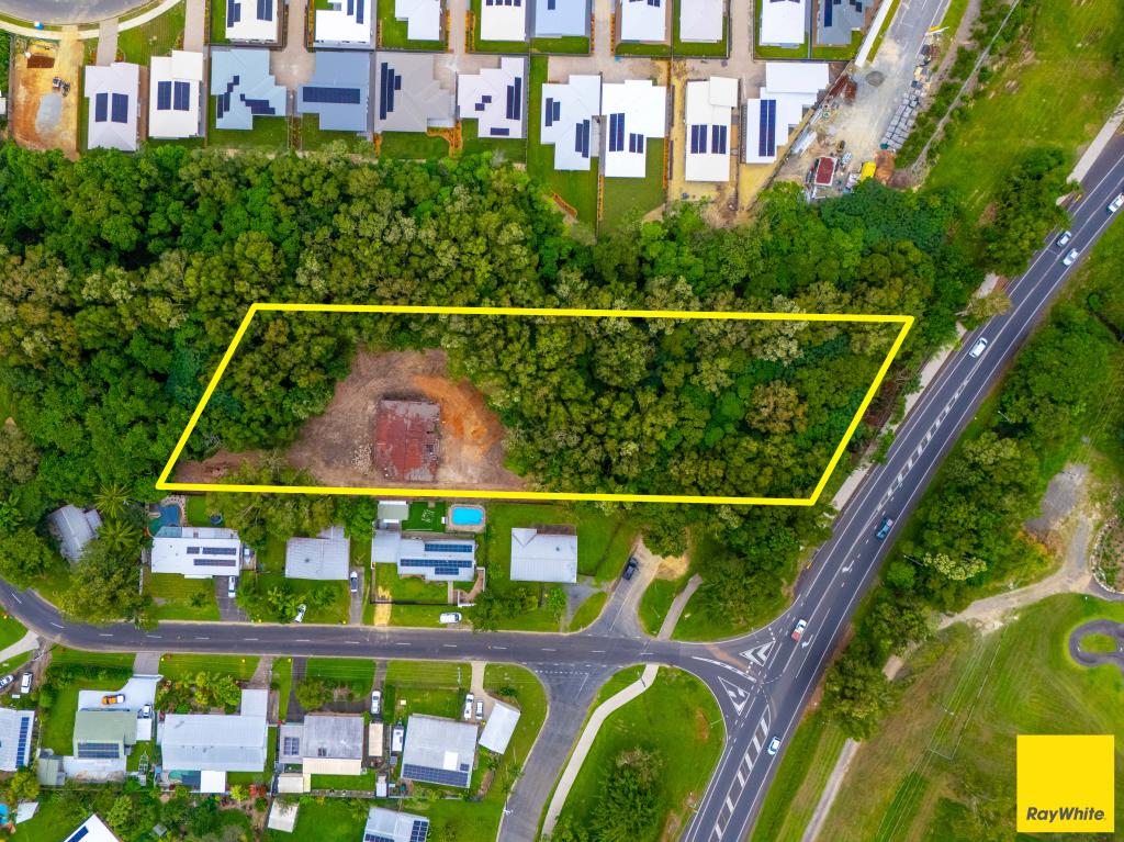 1 Captain Cook Hwy, Clifton Beach, QLD 4879