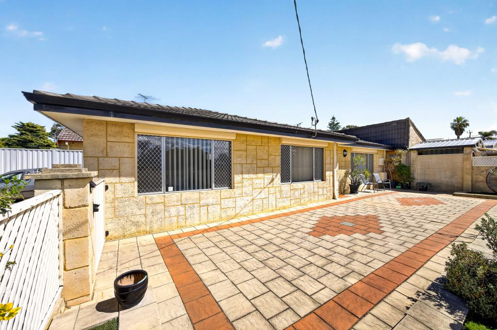 133 Clontarf St, Sorrento, WA 6020