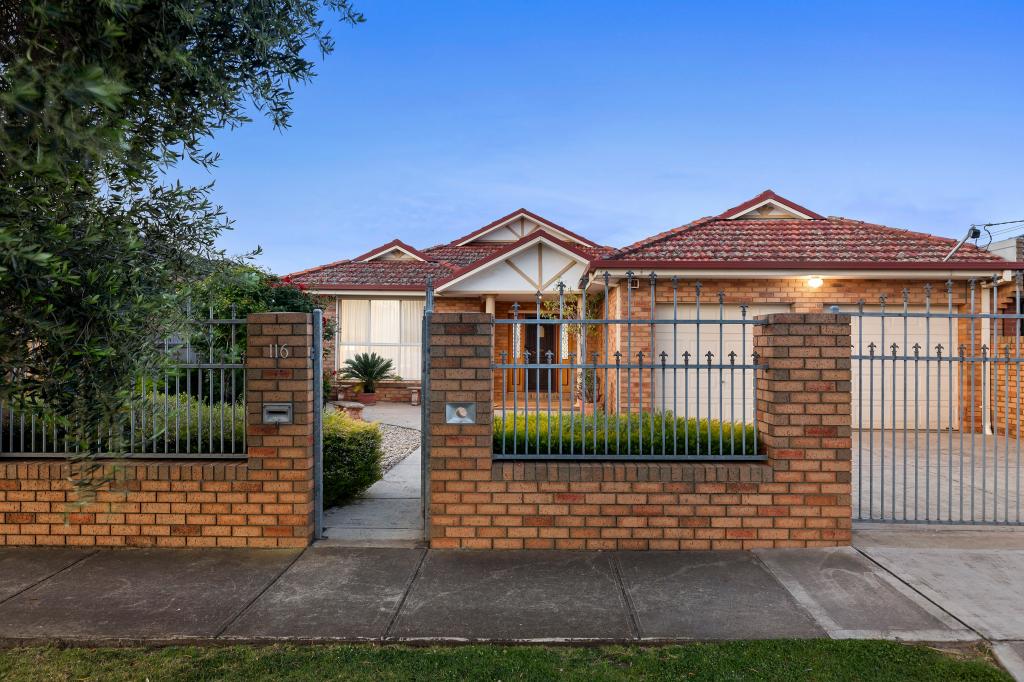 116 Warwick Rd, Sunshine North, VIC 3020