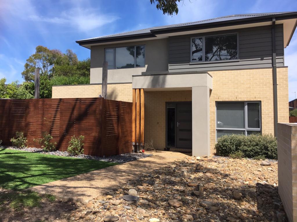 1/14 Olympic Pde, Dromana, VIC 3936