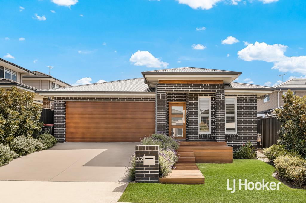 27 Queensbury St, Tallawong, NSW 2762