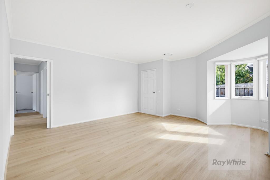 2/3 Cash St, Kingsbury, VIC 3083