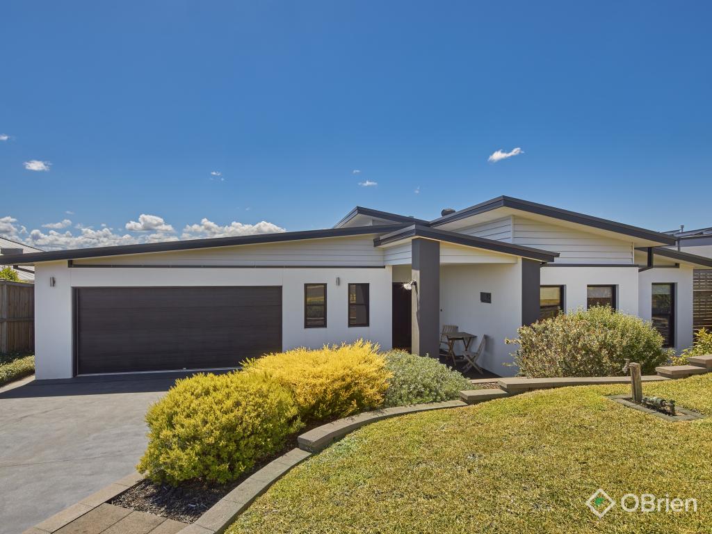 92 Bexley Bvd, Drouin, VIC 3818