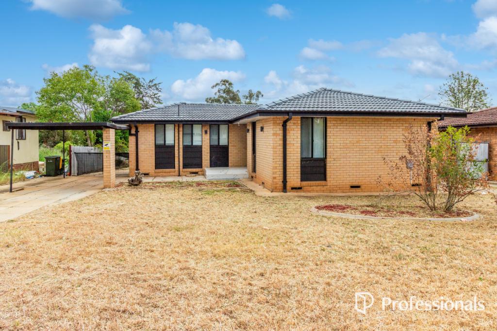 32 Callaghan St, Ashmont, NSW 2650