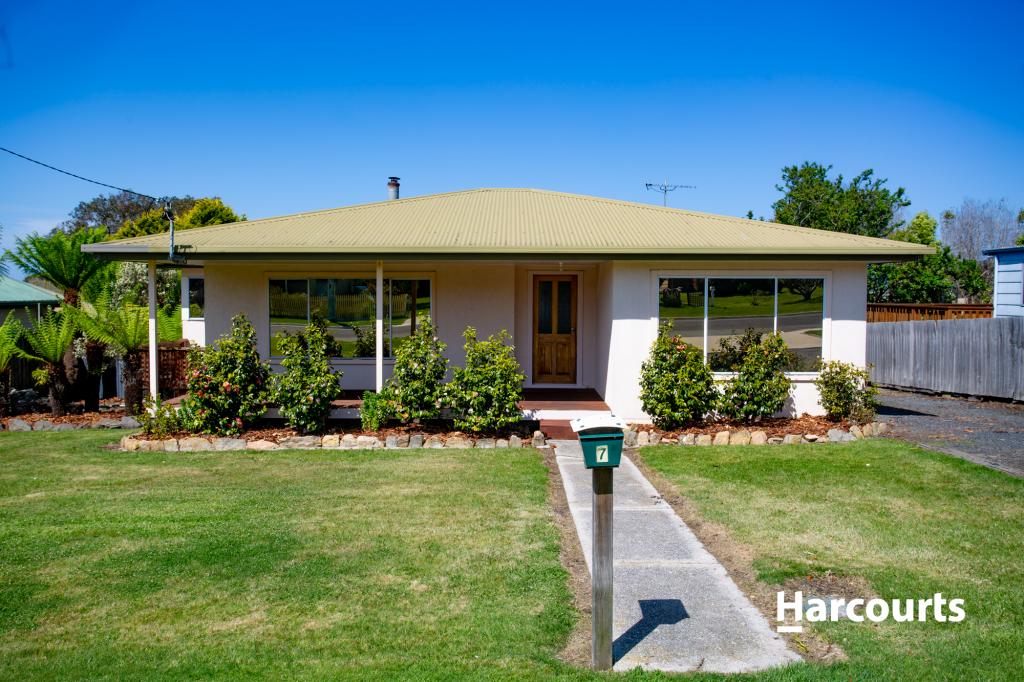 7 Albert St, Bridport, TAS 7262