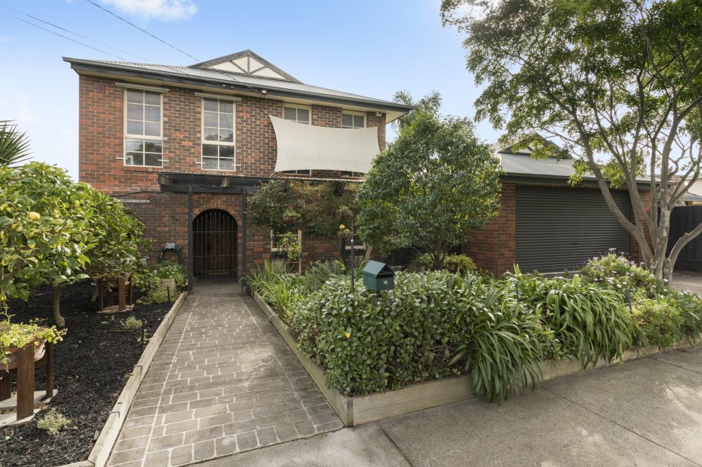 16 Kubis Cres, Dingley Village, VIC 3172