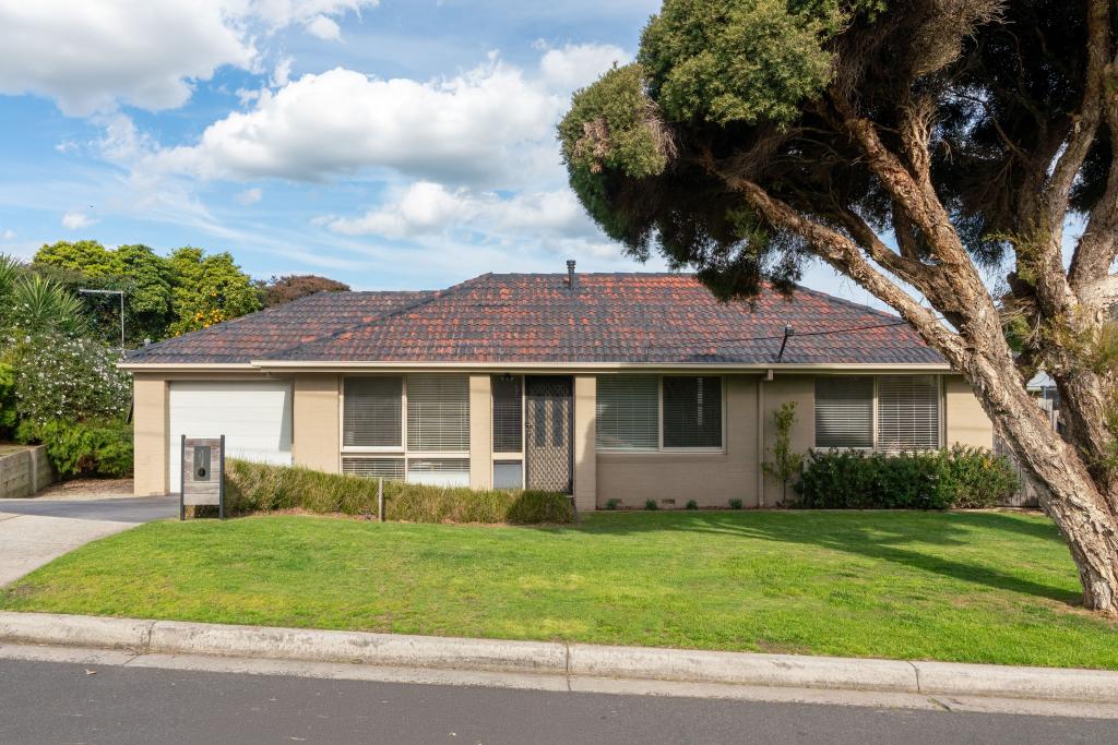 88B BEECH ST, LANGWARRIN, VIC 3910