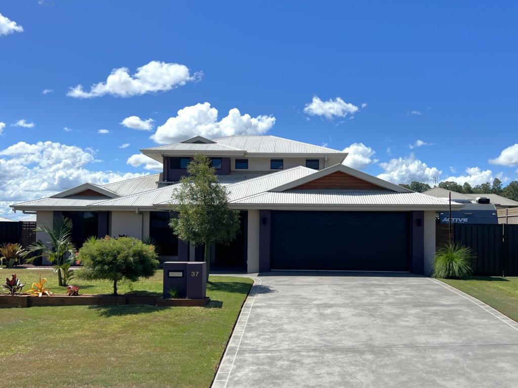 37 Hillview Pde, Kingaroy, QLD 4610