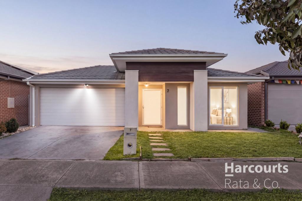 7 Hemsworth St, Donnybrook, VIC 3064