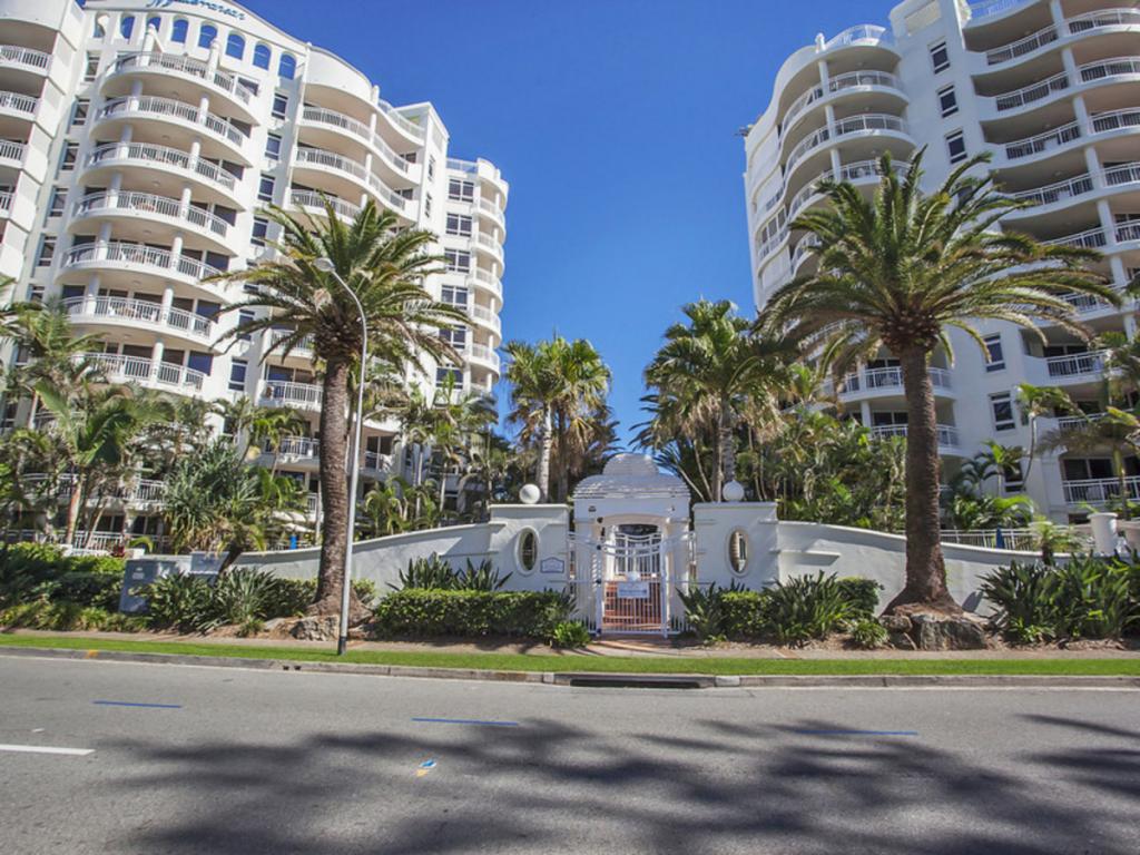 204/220 The Esp, Miami, QLD 4220