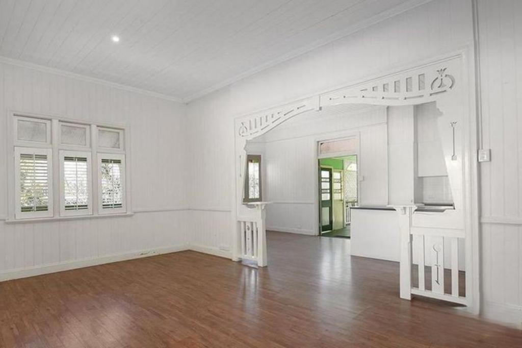 39 HIGHVIEW TCE, ST LUCIA, QLD 4067