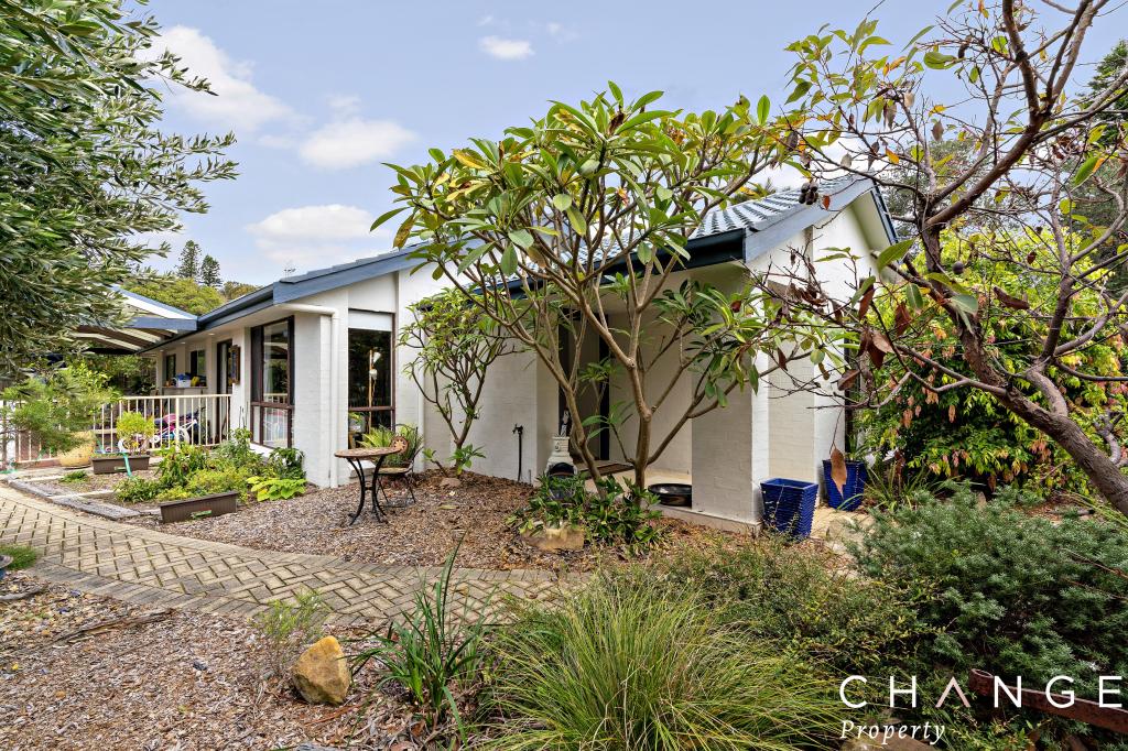 11 DEL RIO DR, COPACABANA, NSW 2251