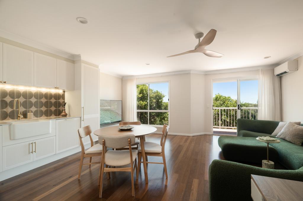 2/69 Southern Cross Pde, Sunrise Beach, QLD 4567