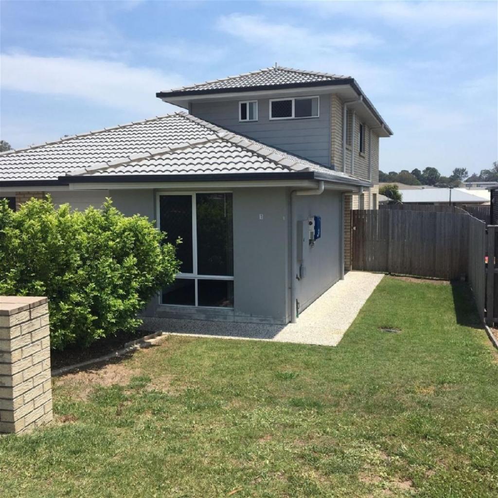 1/2 Saint Andrews, Leichhardt, QLD 4305