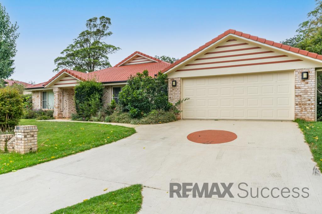 12 Windemere Tce, Mount Lofty, QLD 4350