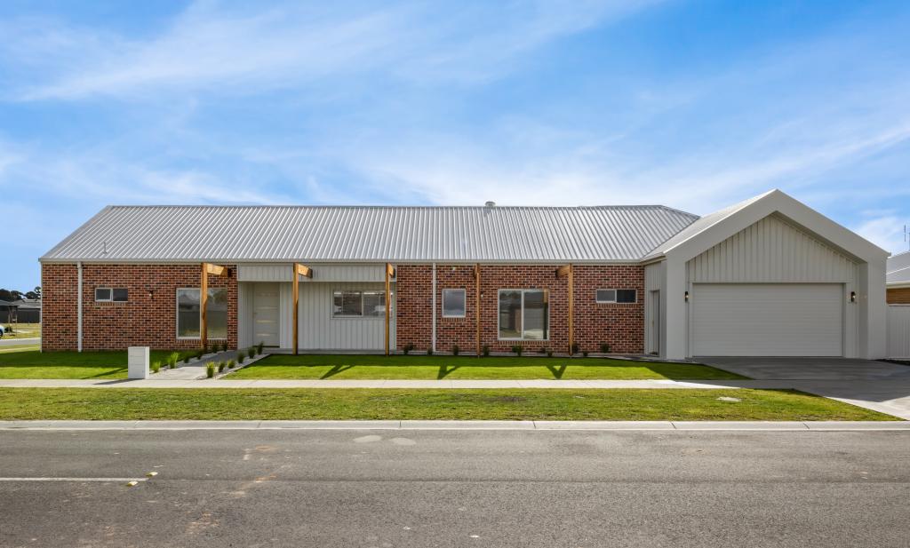 13 Fleming St, Stratford, VIC 3862