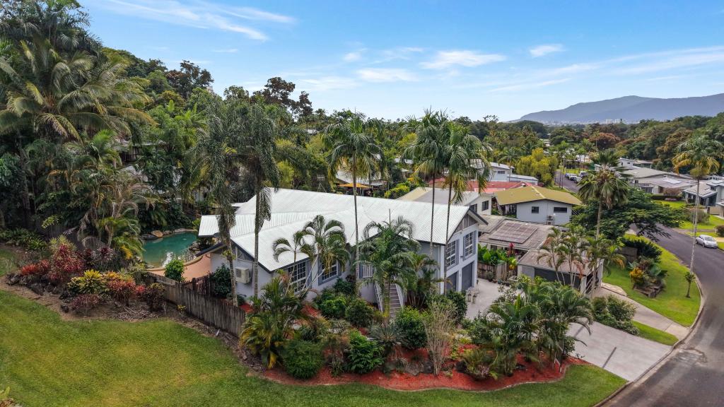 11 Cicero Cl, Mooroobool, QLD 4870