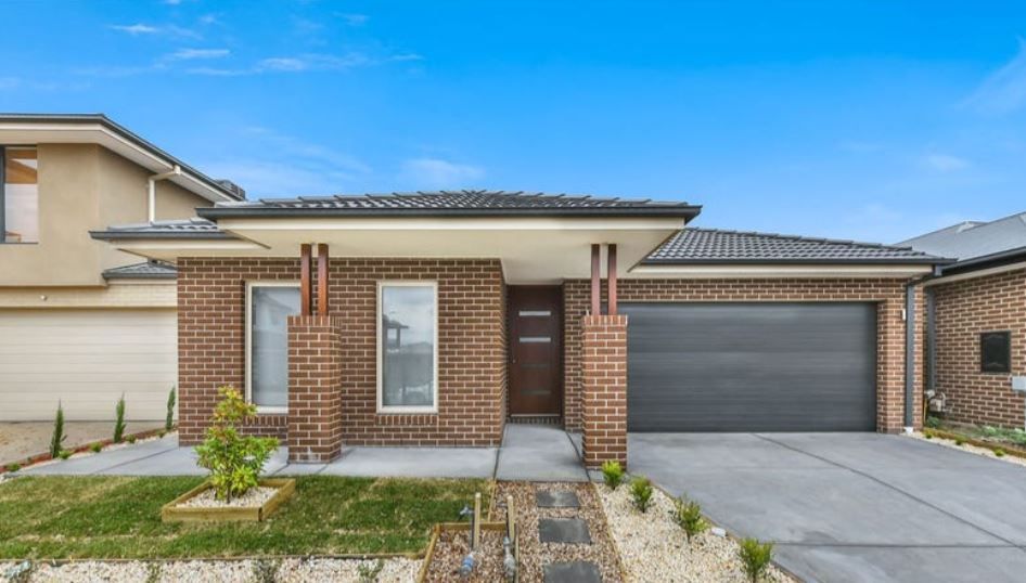 6 Mayday Dr, Cranbourne West, VIC 3977