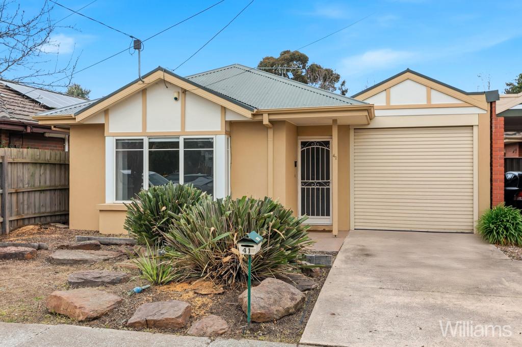 41 Severn St, Newport, VIC 3015