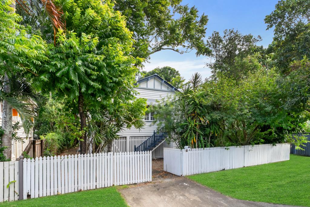 87 Digger St, Cairns North, QLD 4870