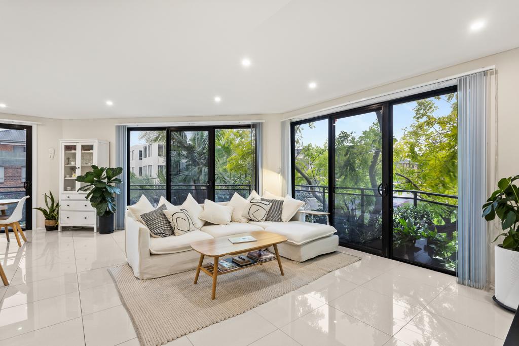 2/49 Bourke St, North Wollongong, NSW 2500