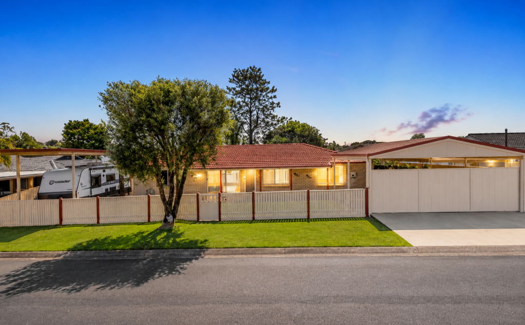 3 Visser Ct, Rochedale South, QLD 4123