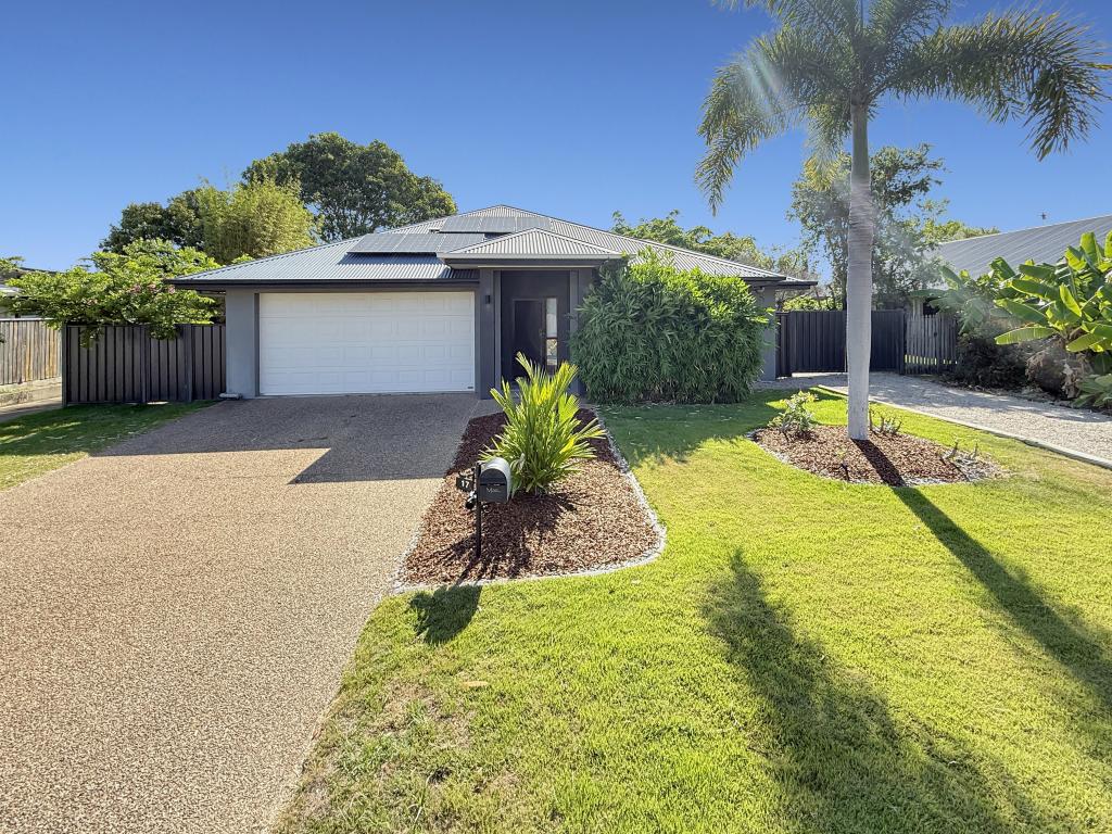 17 Greentree Cct, Bushland Beach, QLD 4818