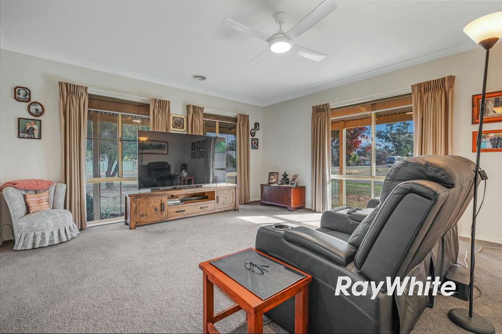 49 Baynes St, Rochester, VIC 3561