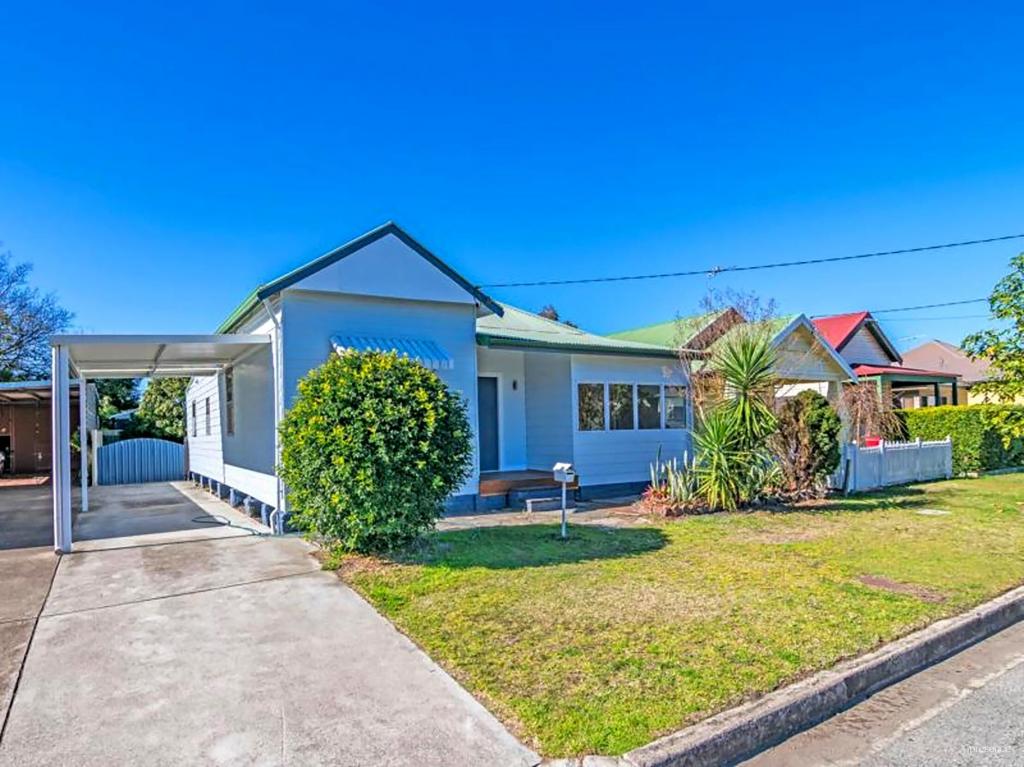 51 Holt St, Mayfield East, NSW 2304