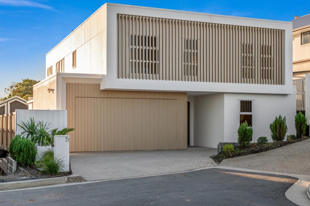 5 Lacewood Ct, Peregian Springs, QLD 4573