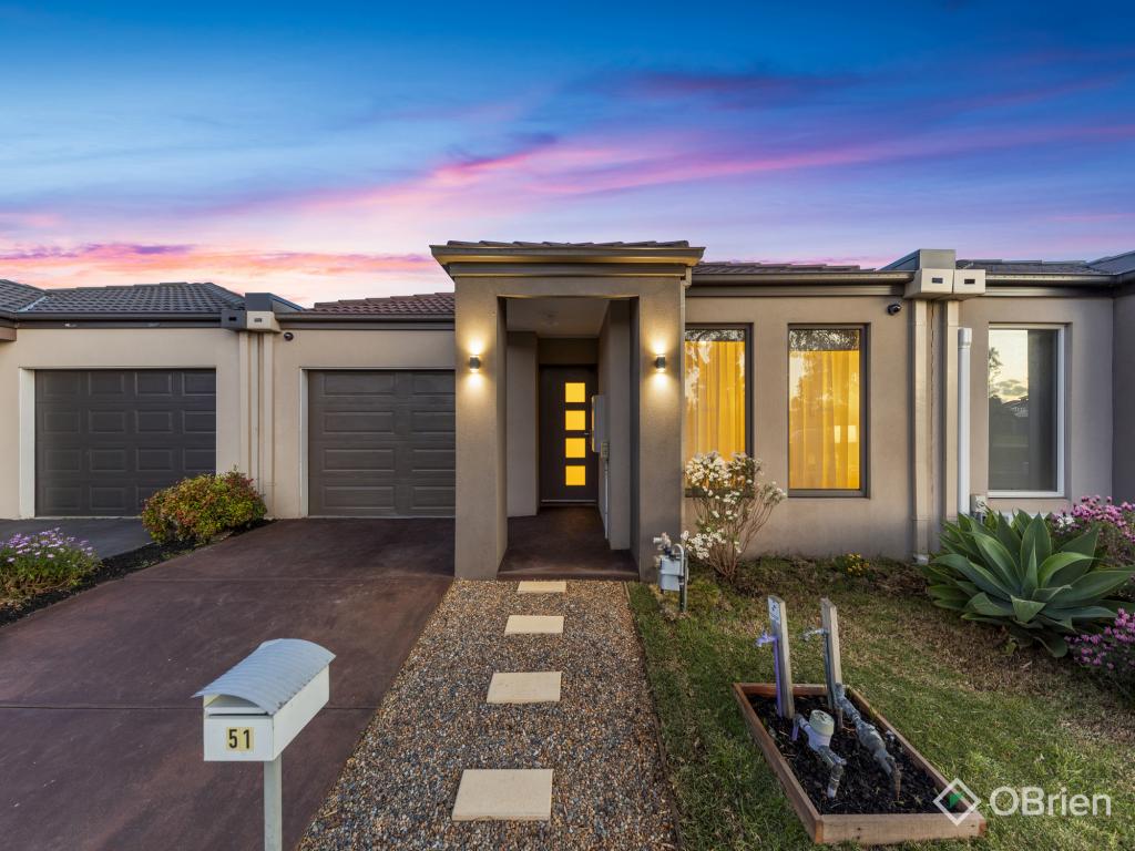 51 Wilkiea Cres, Cranbourne North, VIC 3977