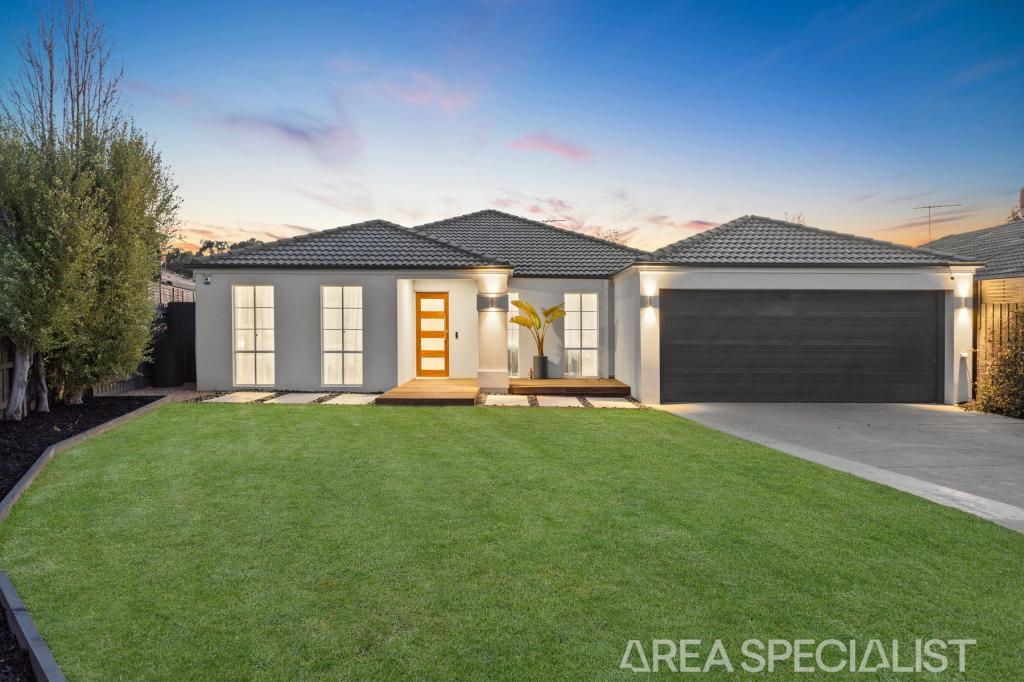 32 Sunny Vale Dr, Langwarrin, VIC 3910