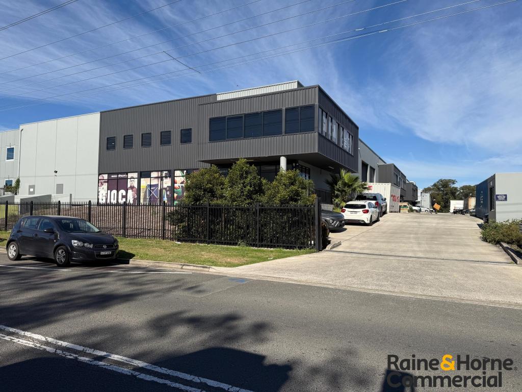 1/80 JEDDA RD, PRESTONS, NSW 2170
