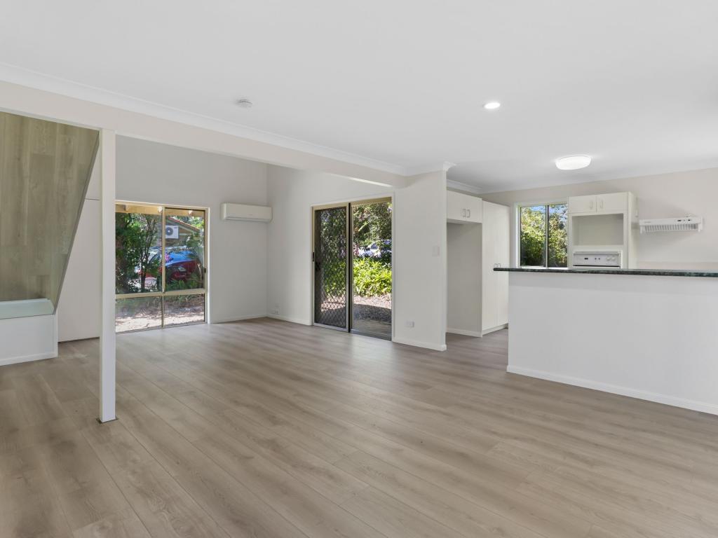 3/482 Pine Ridge Rd, Coombabah, QLD 4216