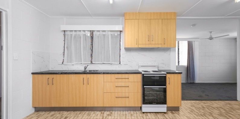 2/33 John St, Yeppoon, QLD 4703