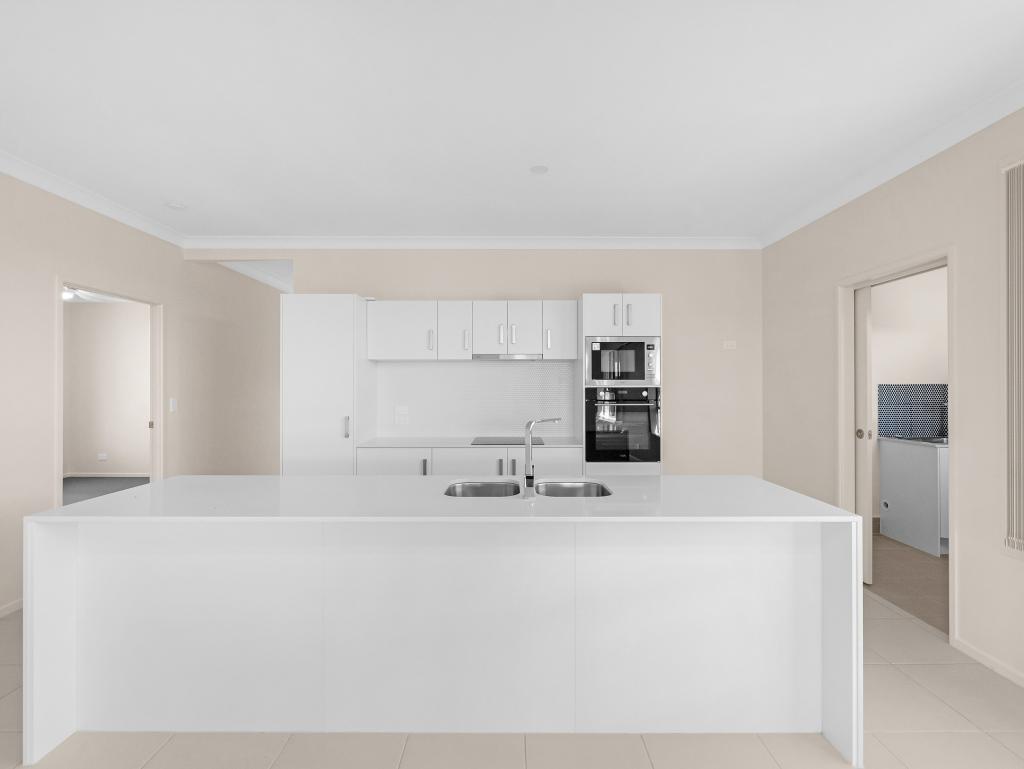 48 Seagull Cct, Point Vernon, QLD 4655