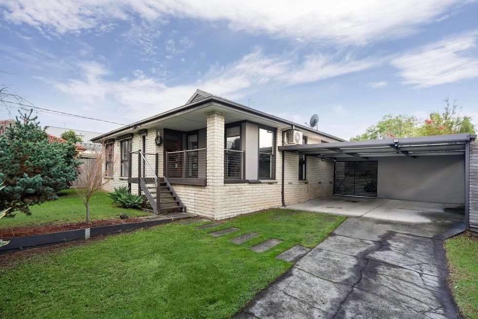 8 Luton Ct, Rowville, VIC 3178