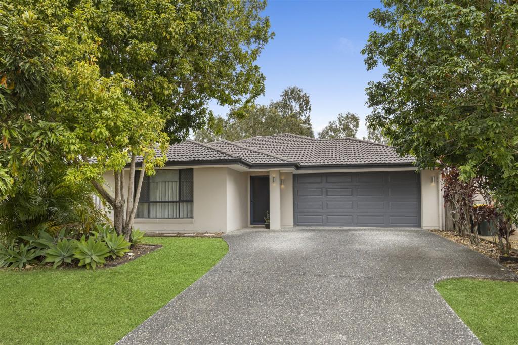 8 Pine Pl, Upper Kedron, QLD 4055