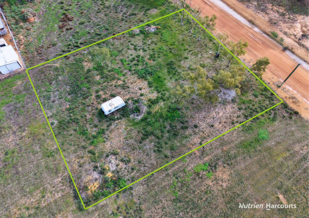 22 Leake St, Doodlakine, WA 6411