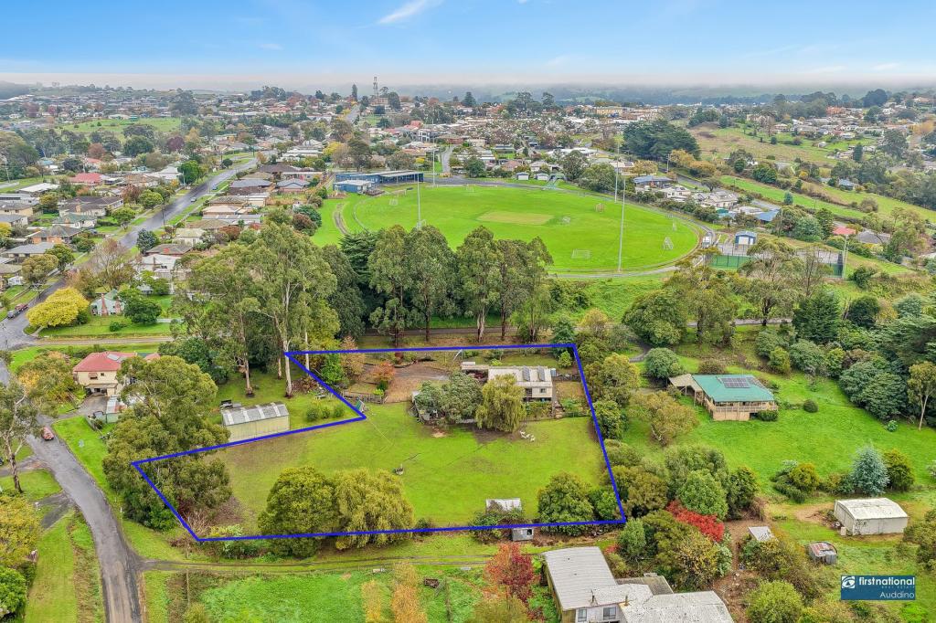 15 Boundary Rd, Korumburra, VIC 3950