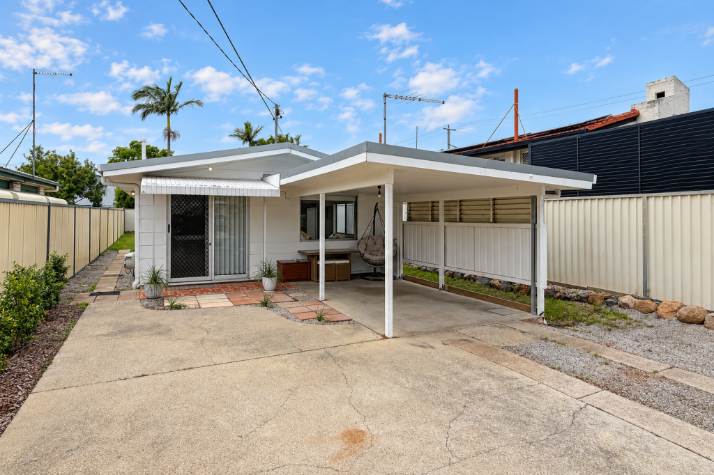 2 Gertrude St, Redcliffe, QLD 4020