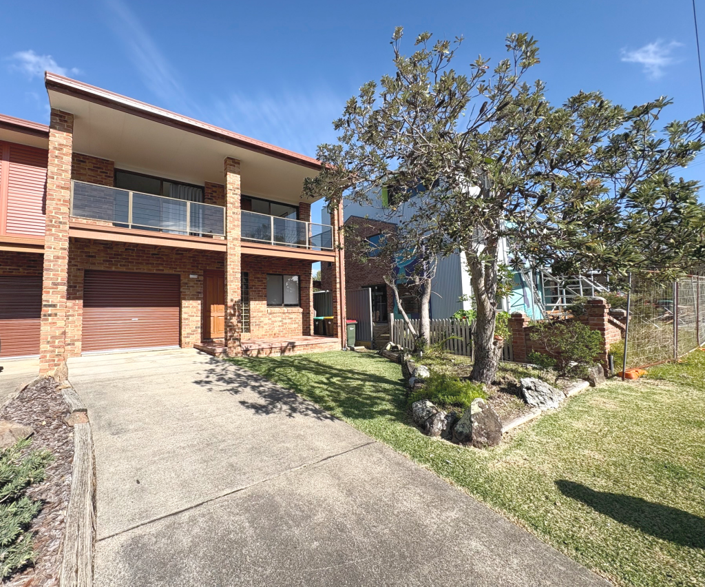 2/2 Beach St, Wallabi Point, NSW 2430