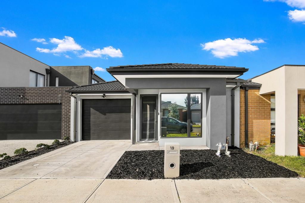 19 Woodman Cct, Wollert, VIC 3750