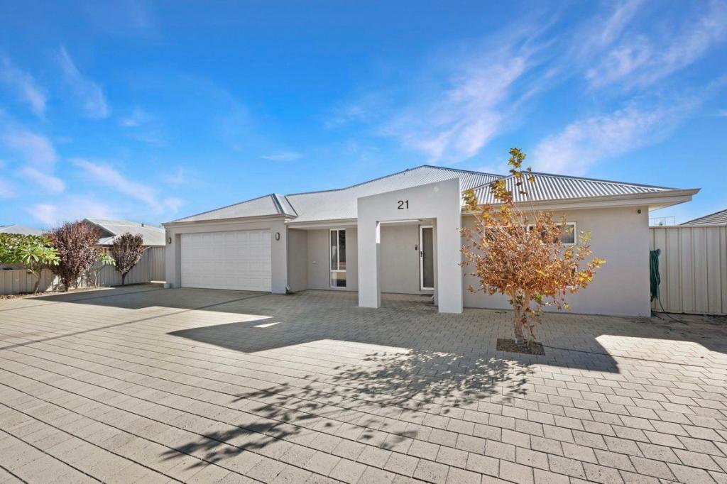 21 Piave St, Wandina, WA 6530