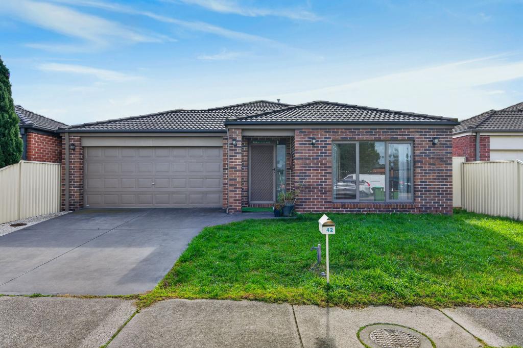 42 Salvia Ave, Pakenham, VIC 3810