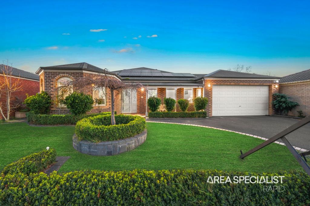 13 Robinswood Pde, Narre Warren South, VIC 3805