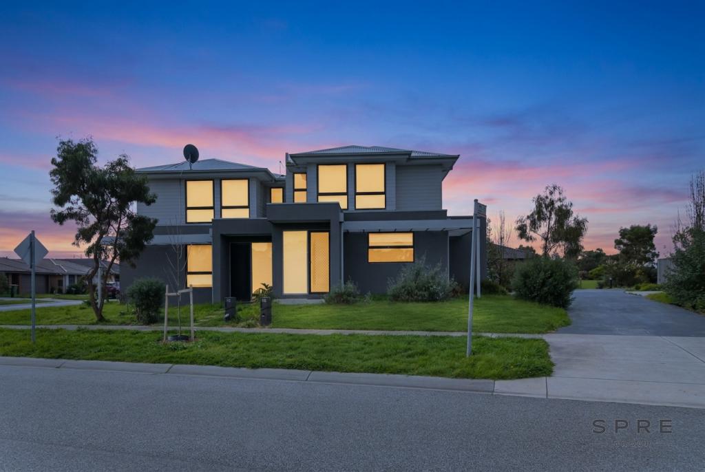 50 Goshawk Dr, Pakenham, VIC 3810