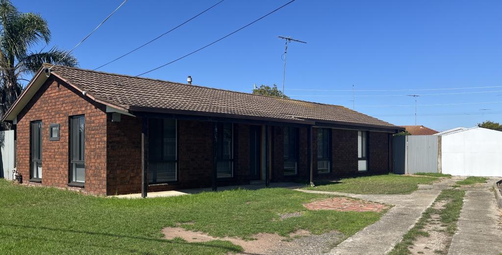 24 St James St, St Albans Park, VIC 3219