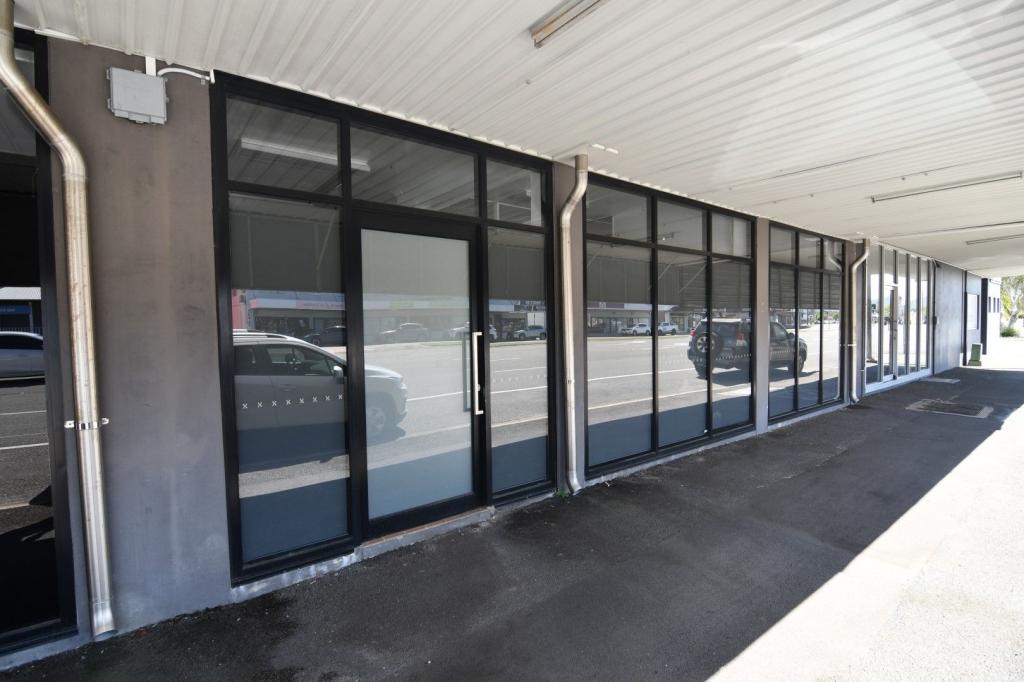 2/278 Charters Towers Rd, Hermit Park, QLD 4812